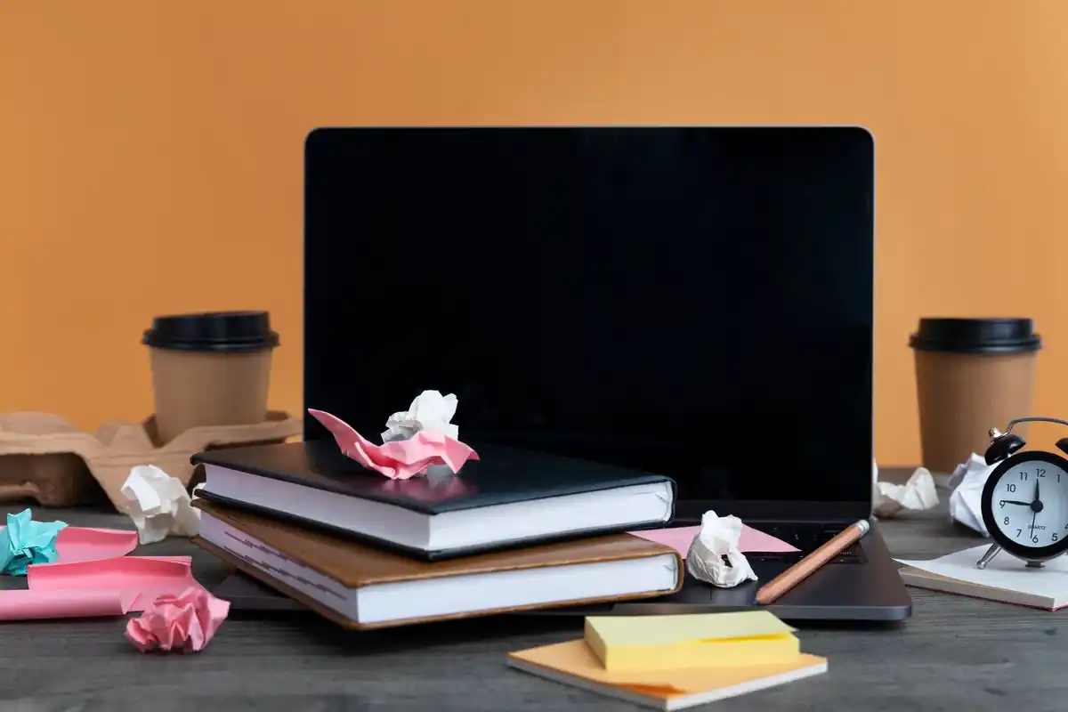 saving money simple tips monthly budget