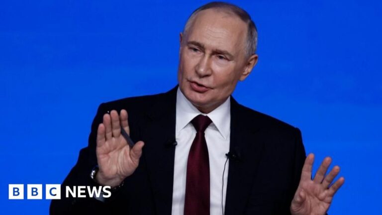 Putinův výhled na mír, ekonomiku a probíhající válku na Ukrajině