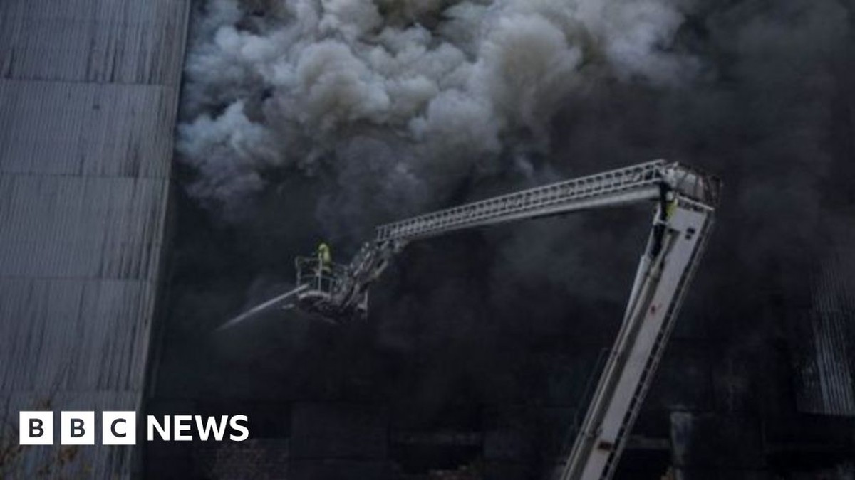 Řetězec ruských útoků ničí zdravotnické zásoby na Ukrajině
