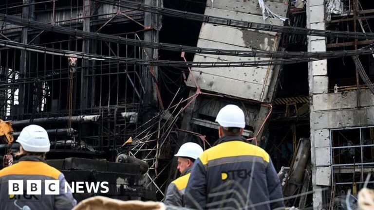 Ukrajina bojuje s blackoutem kvůli ruským útokům na energetickou infrastrukturu