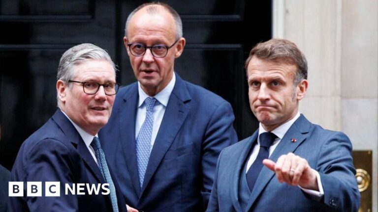 Ukrajina na kritickém bodě, říkají evropští lídři po hovoru s Trumpem