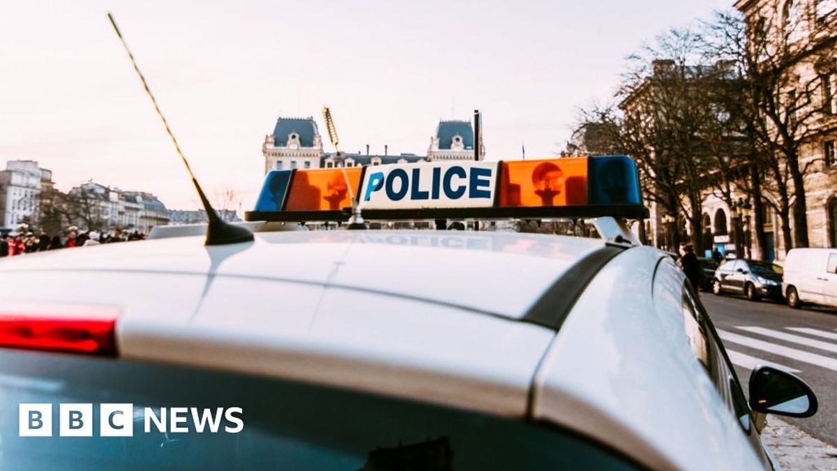 Výbušná úniková akce: Mladík a muž uprchli francouzským vězením pomocí prostěradel